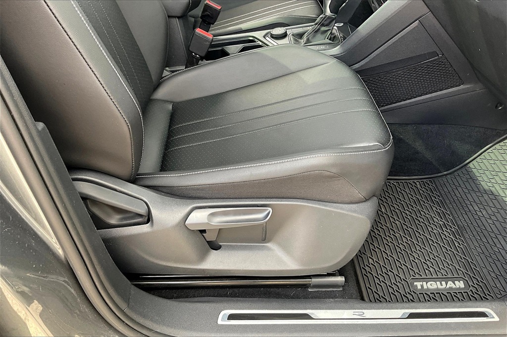 2022 Volkswagen Tiguan 2.0T SE R-Line Black - Photo 36
