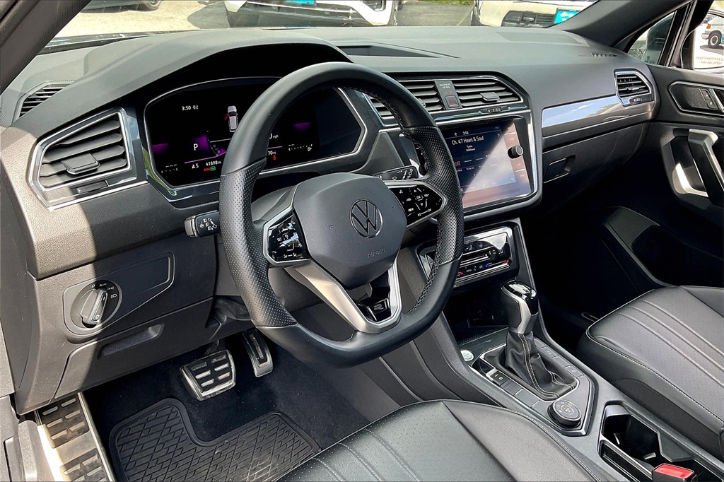 2022 Volkswagen Tiguan 2.0T SE R-Line Black - Photo 8
