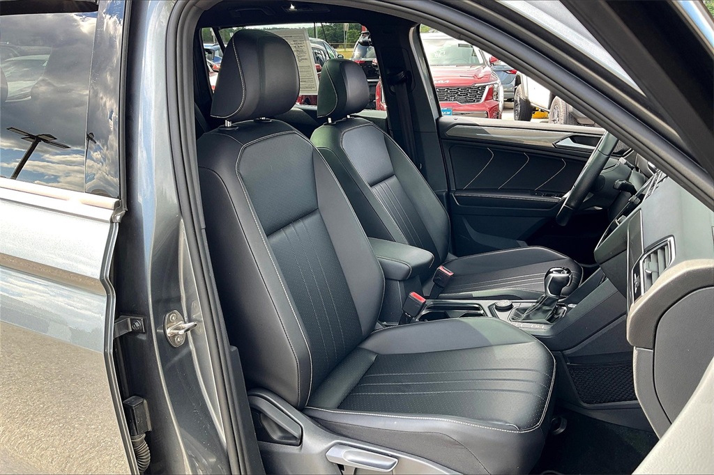 2022 Volkswagen Tiguan 2.0T SE R-Line Black - Photo 10
