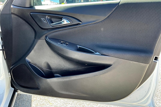 2021 Chevrolet Malibu LS - Photo 12