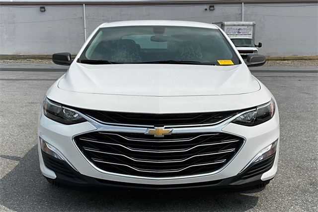 2021 Chevrolet Malibu LS - Photo 4