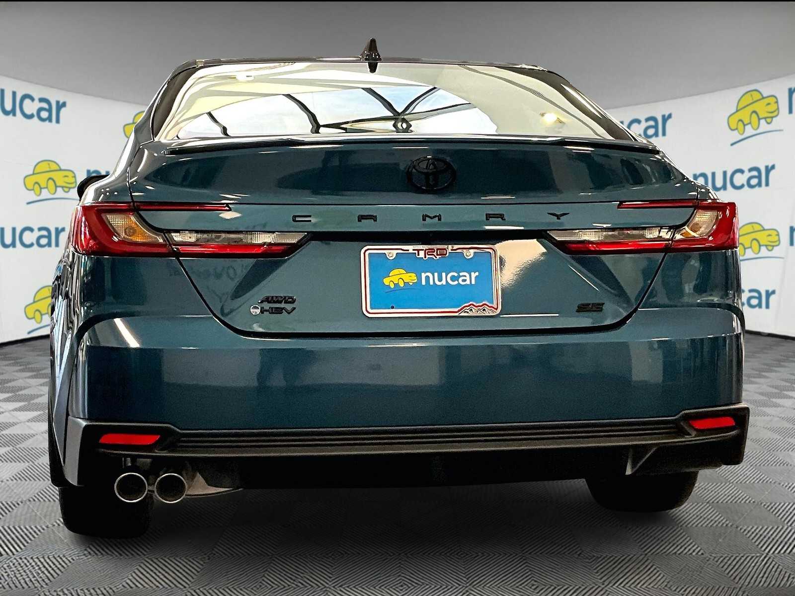 2026 Toyota Camry SE - Photo 6