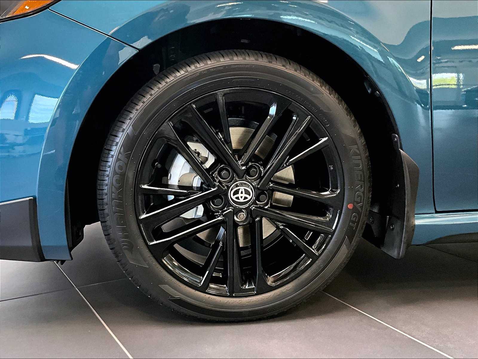 2026 Toyota Camry SE - Photo 8