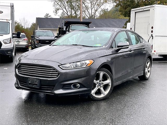 2015 Ford Fusion SE - Photo 3