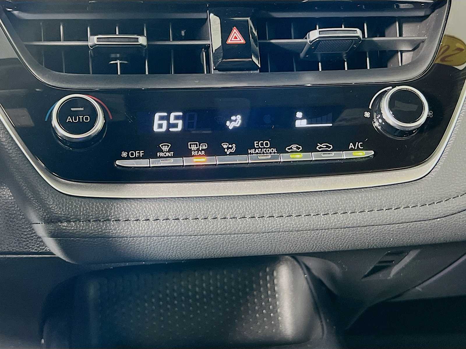 2022 Toyota Corolla SE - Photo 15