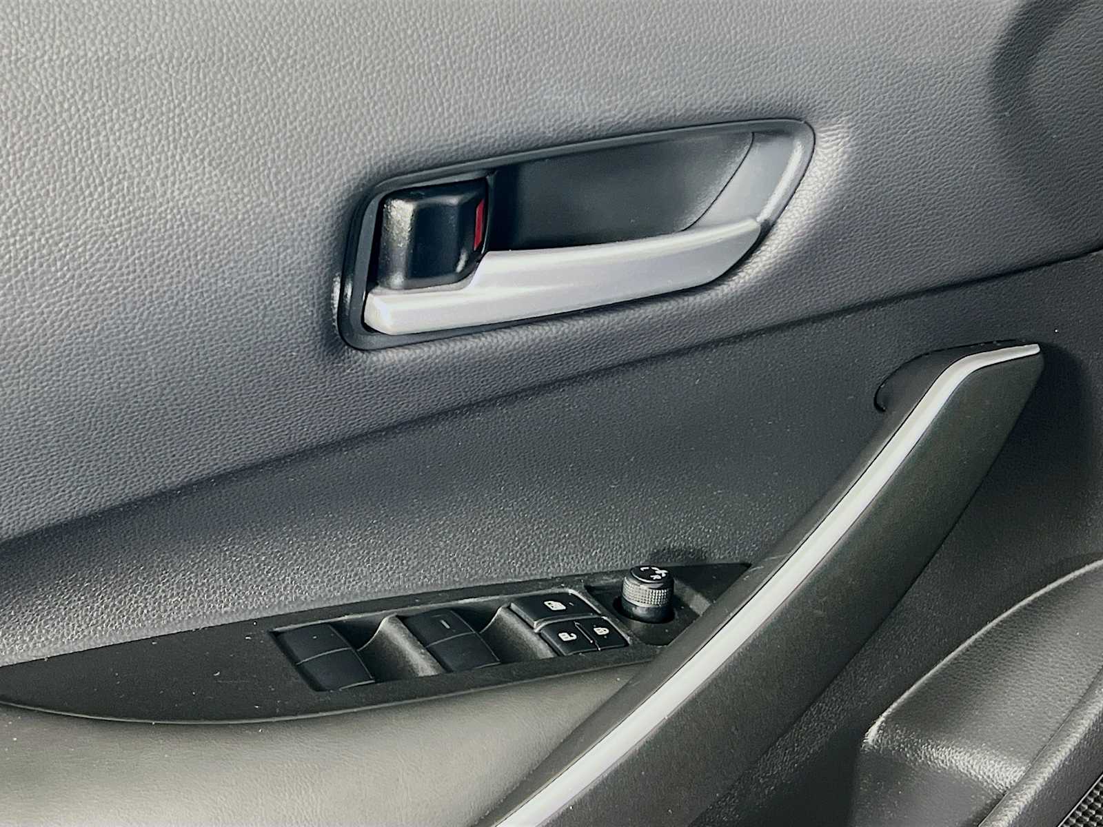 2022 Toyota Corolla SE - Photo 17
