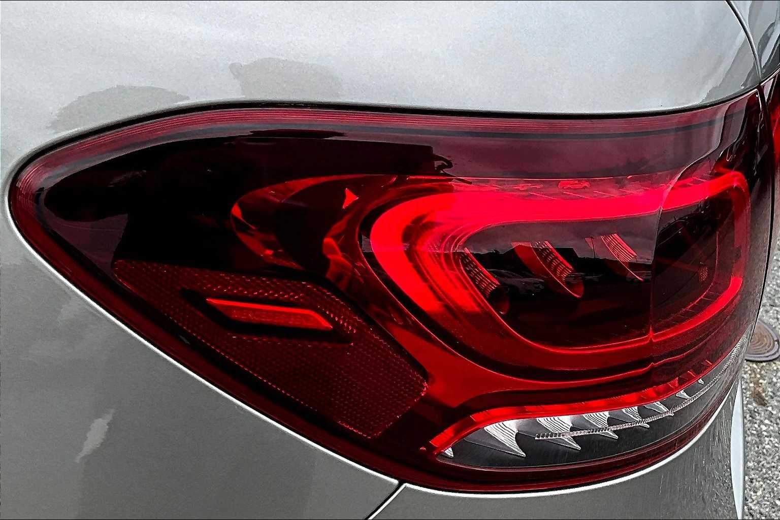 2020 Mercedes-Benz GLC GLC 300 - Photo 33