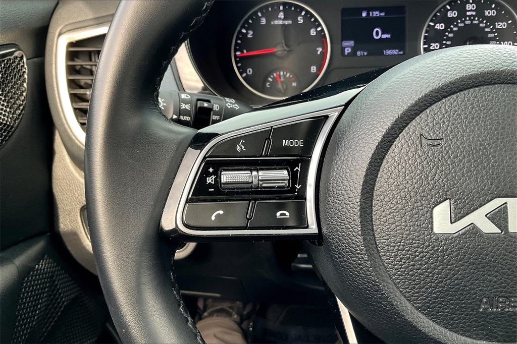 2023 Kia Seltos S - Photo 21