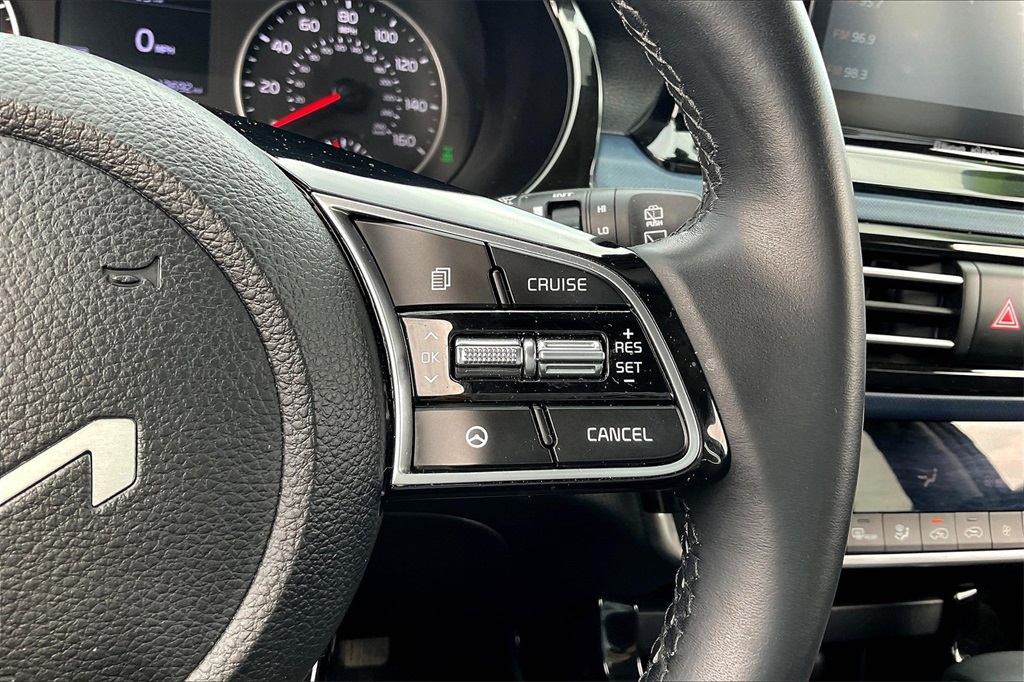 2023 Kia Seltos S - Photo 22