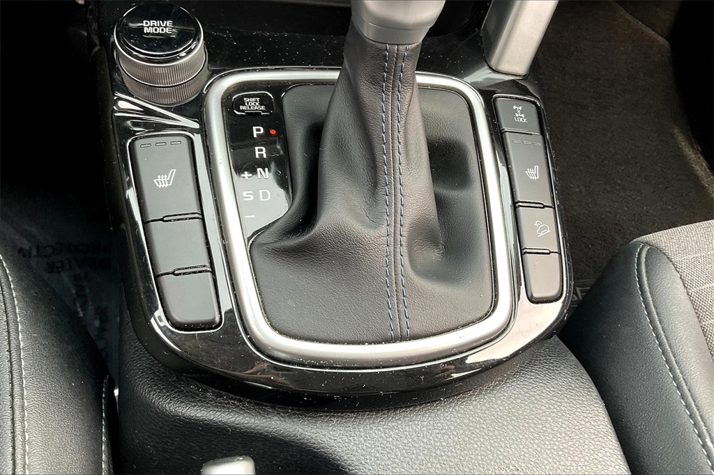 2023 Kia Seltos S - Photo 32