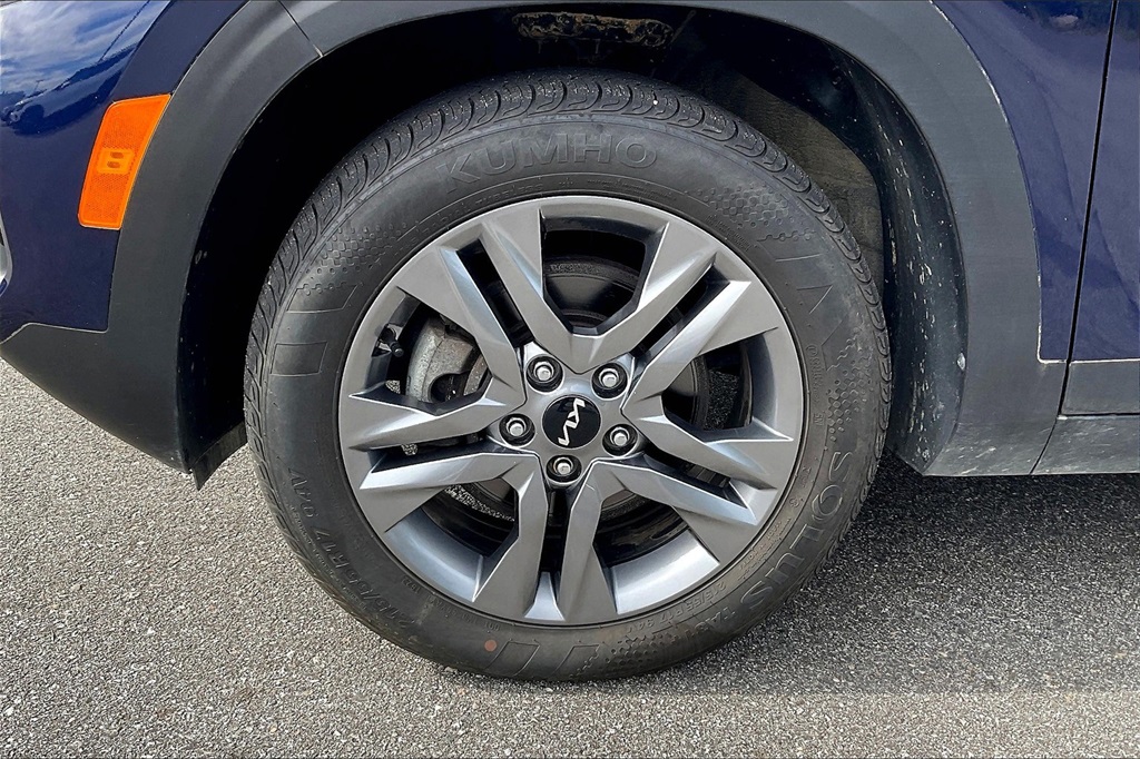 2023 Kia Seltos S - Photo 7