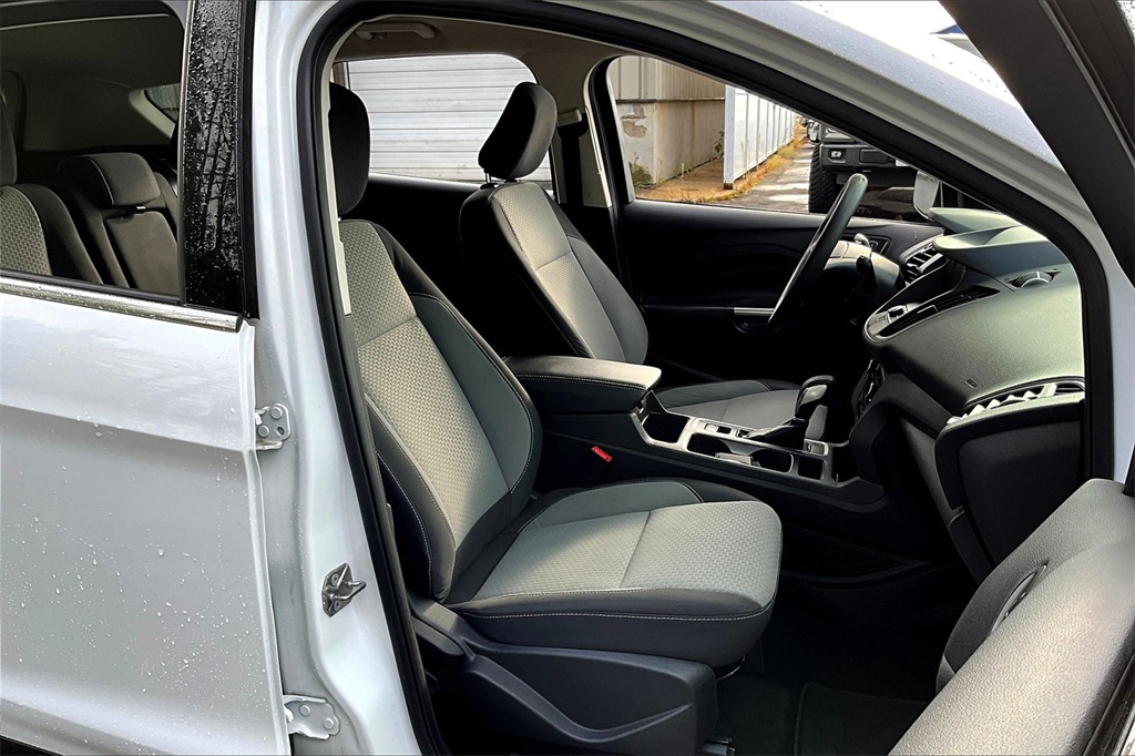 2019 Ford Escape SE - Photo 11