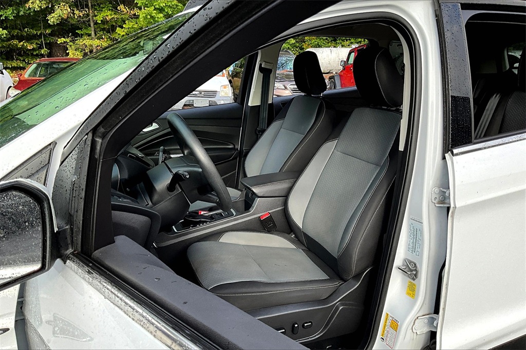 2019 Ford Escape SE - Photo 10