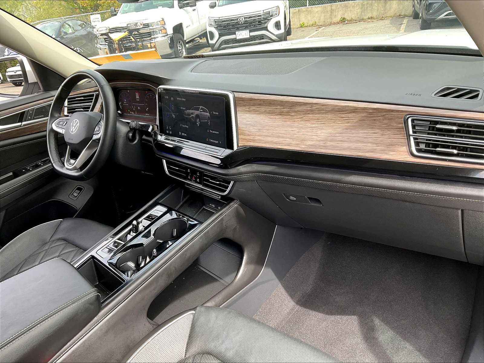 2024 Volkswagen Atlas 2.0T SEL Premium R-Line - Photo 14