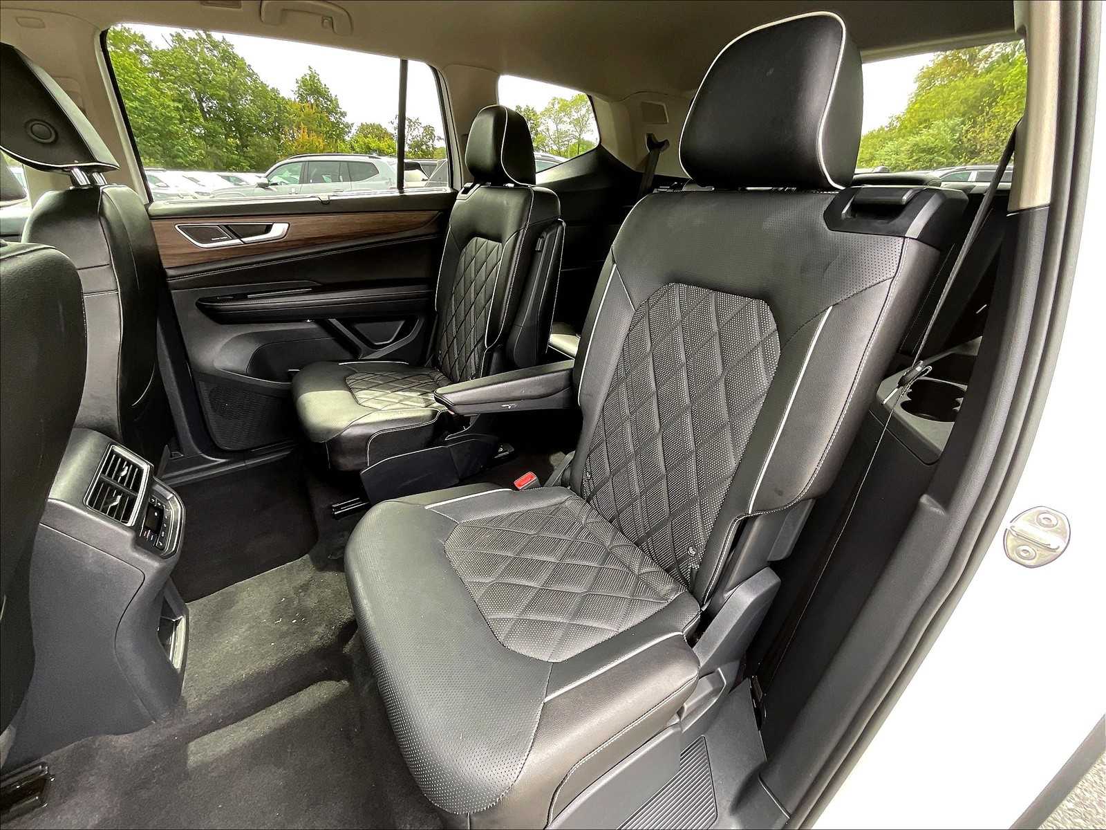 2024 Volkswagen Atlas 2.0T SEL Premium R-Line - Photo 15