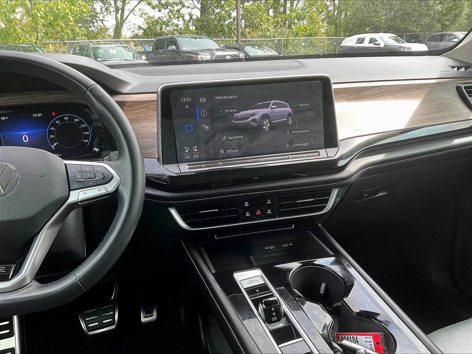 2024 Volkswagen Atlas 2.0T SEL Premium R-Line - Photo 19