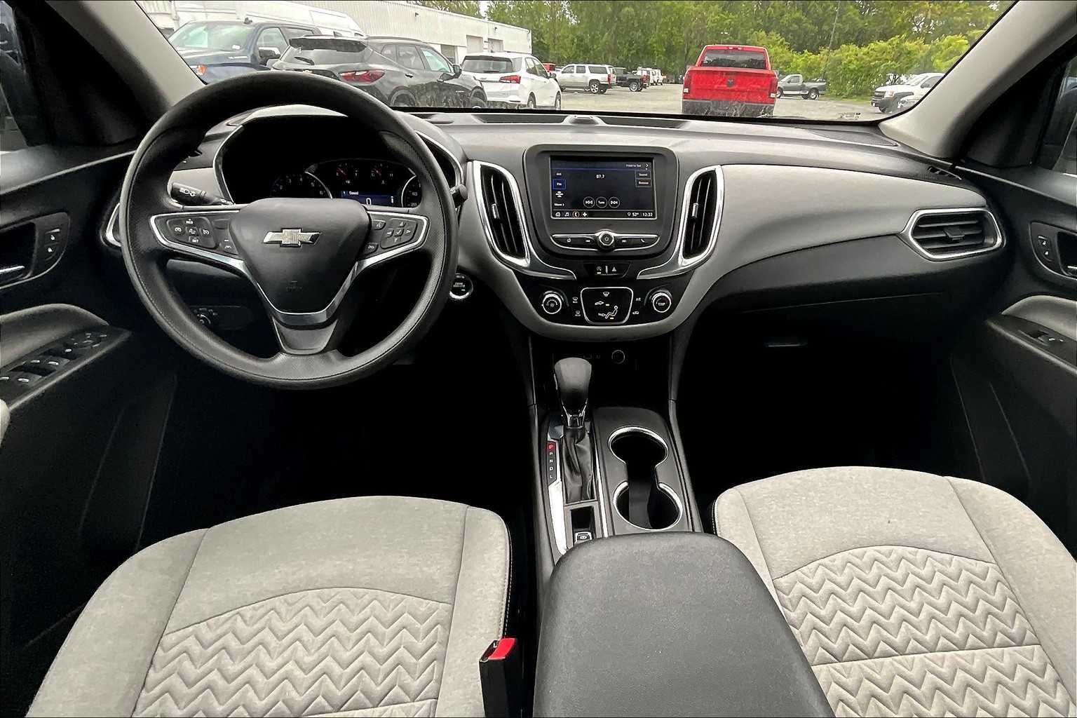2022 Chevrolet Equinox LS - Photo 20