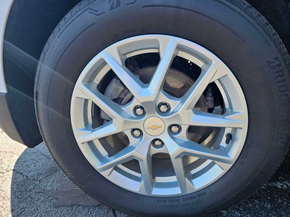 2022 Chevrolet Equinox LS - Photo 6