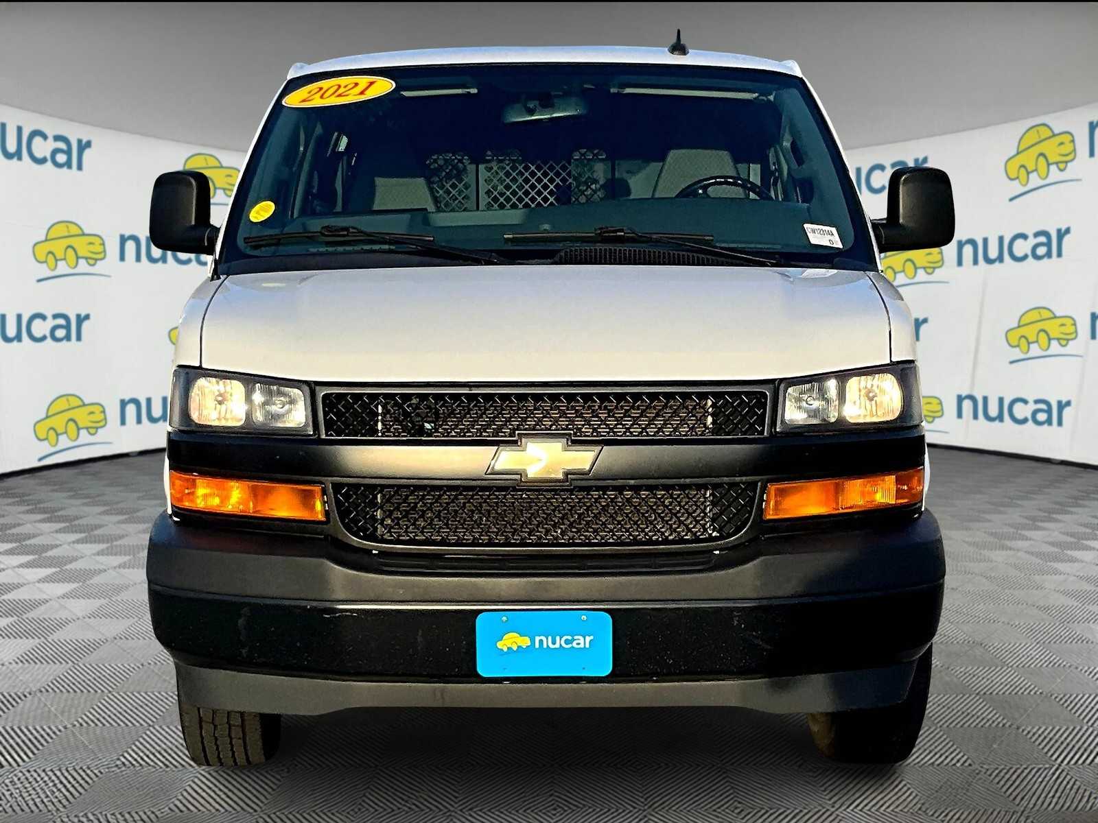 2021 Chevrolet Express  - Photo 2