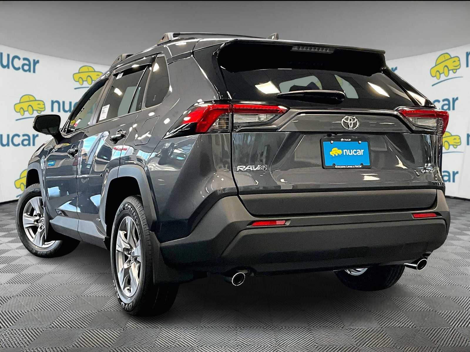 2025 Toyota RAV4 Hybrid LE - Photo 5