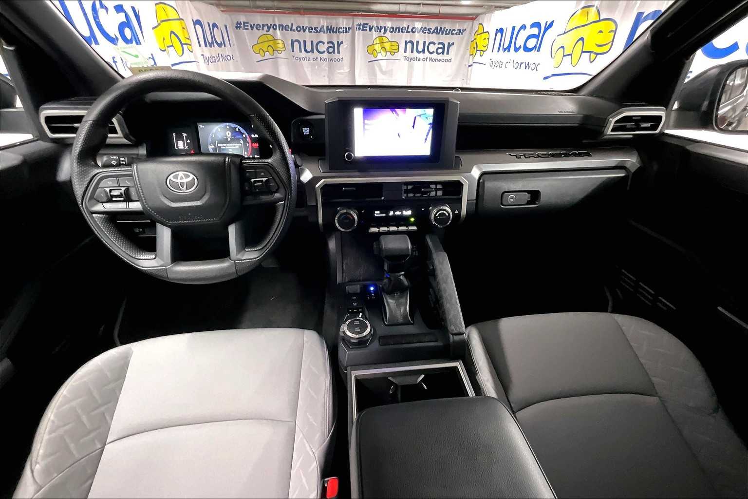 2024 Toyota Tacoma SR5 - Photo 24
