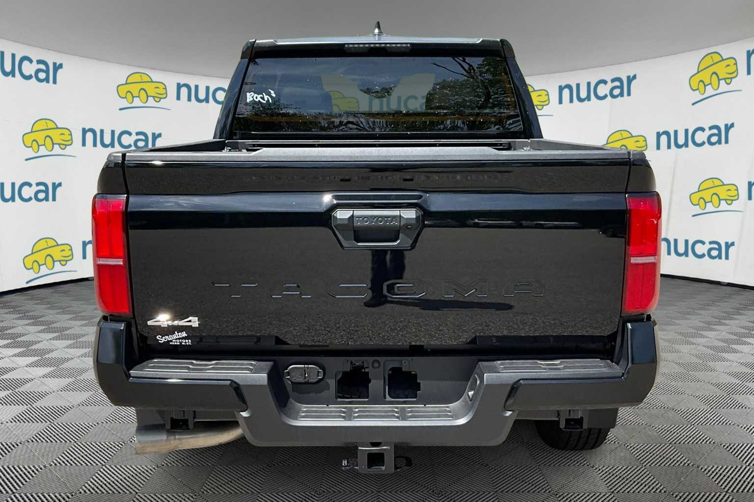2024 Toyota Tacoma SR5 - Photo 3