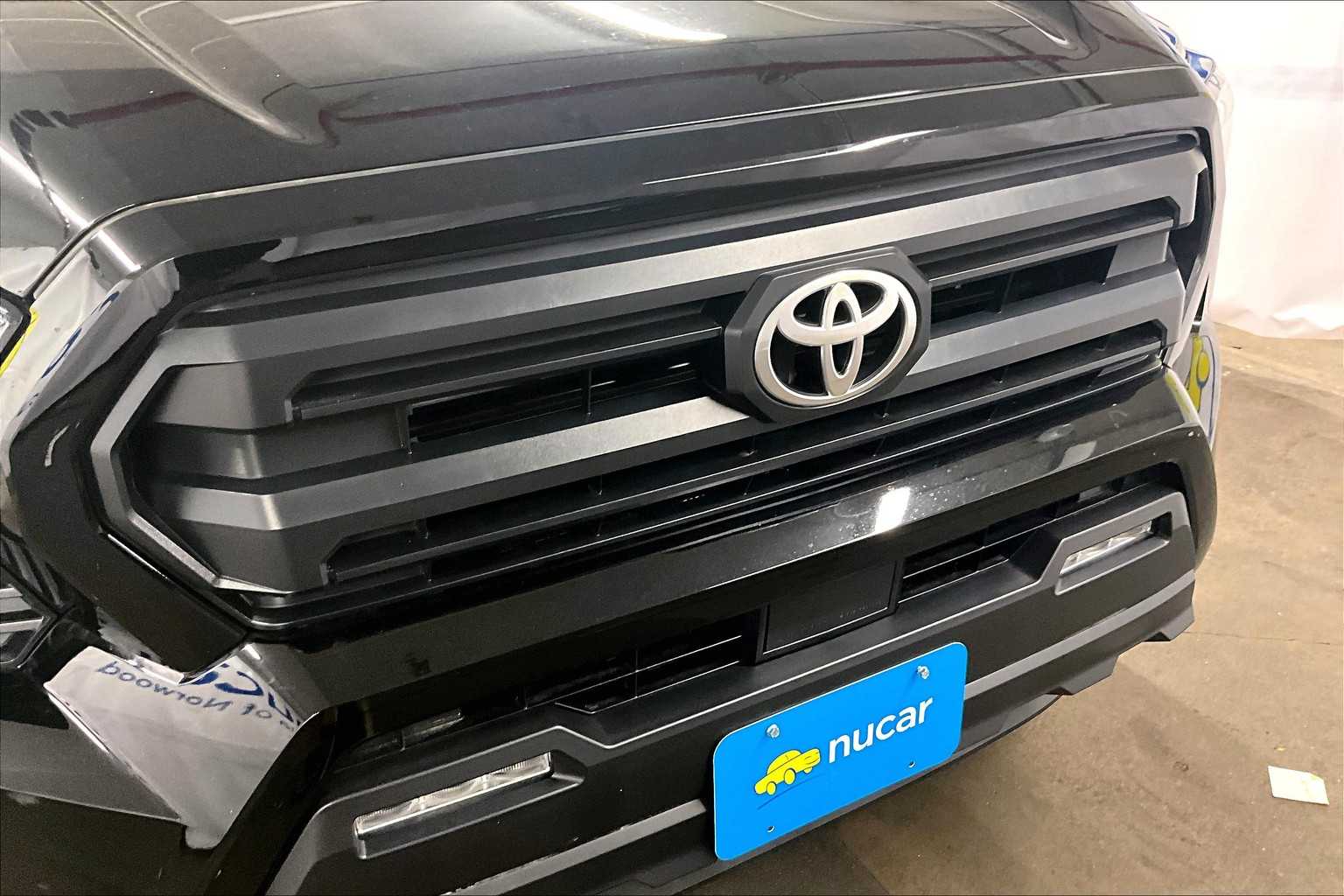 2024 Toyota Tacoma SR5 - Photo 34