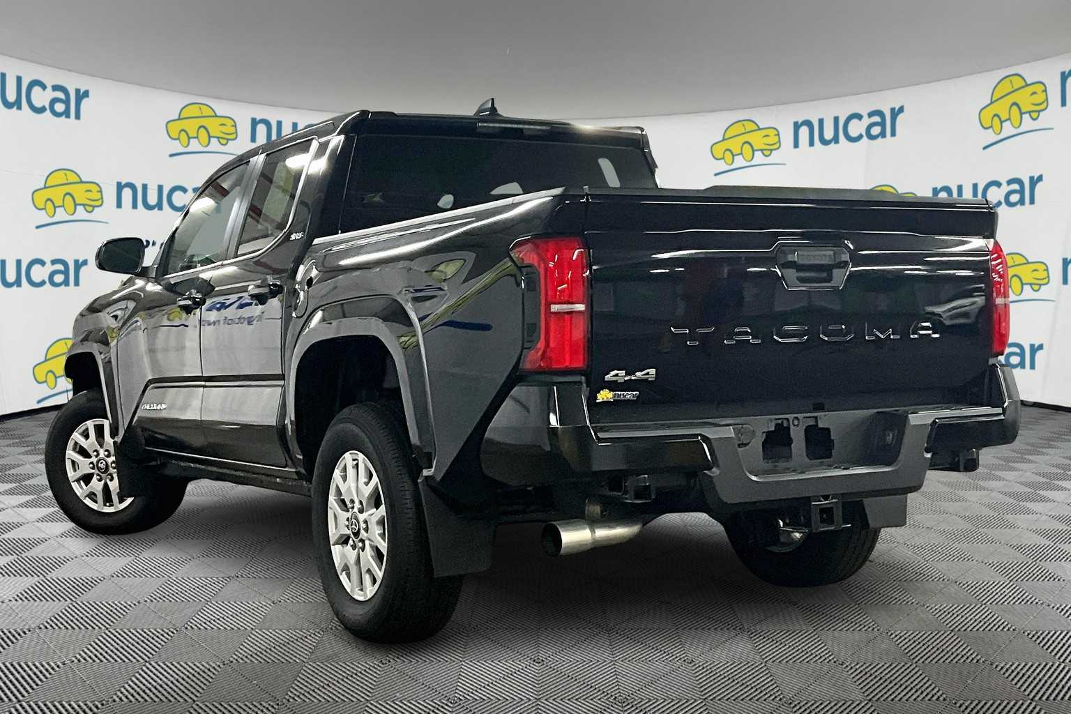 2024 Toyota Tacoma SR5 - Photo 7