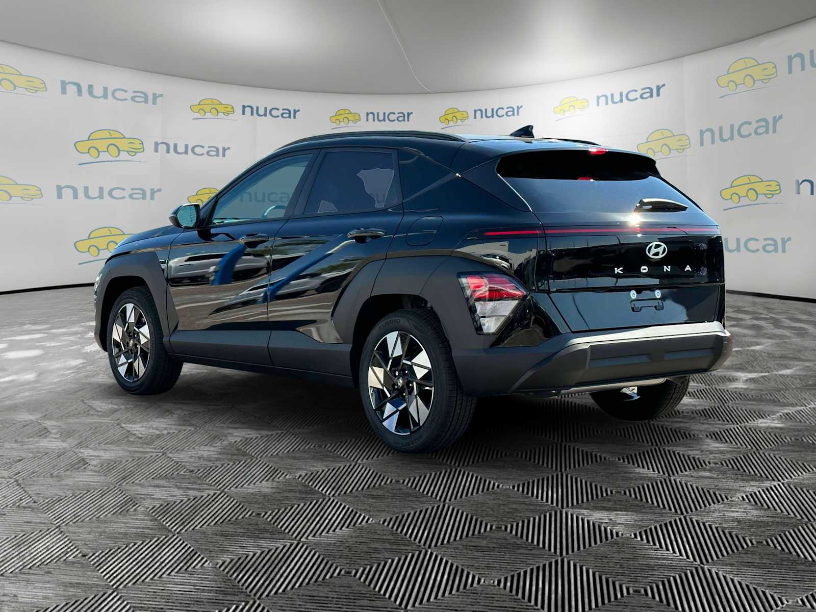 2025 Hyundai Kona SEL - Photo 6