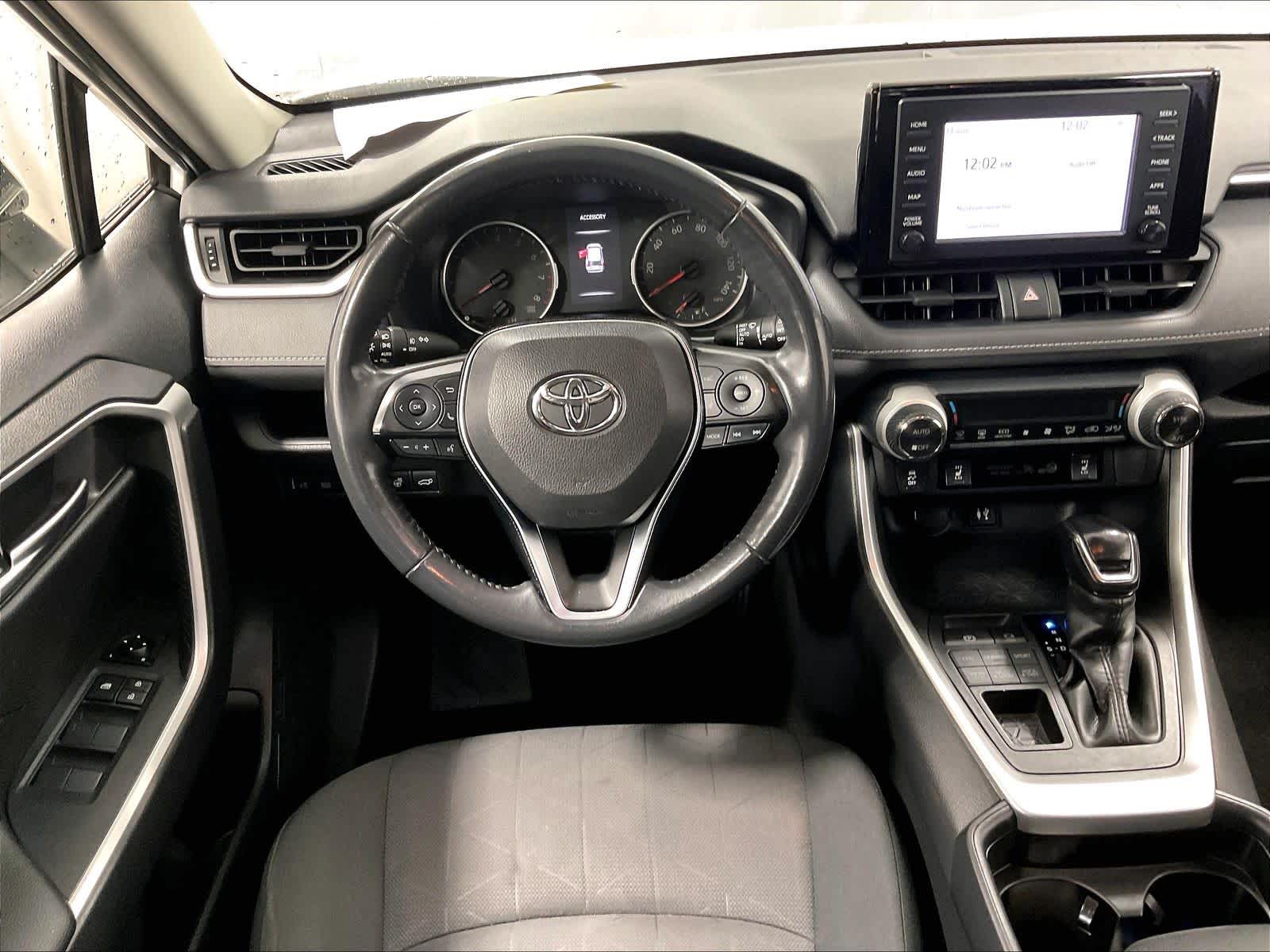 2019 Toyota RAV4 XLE - Photo 17