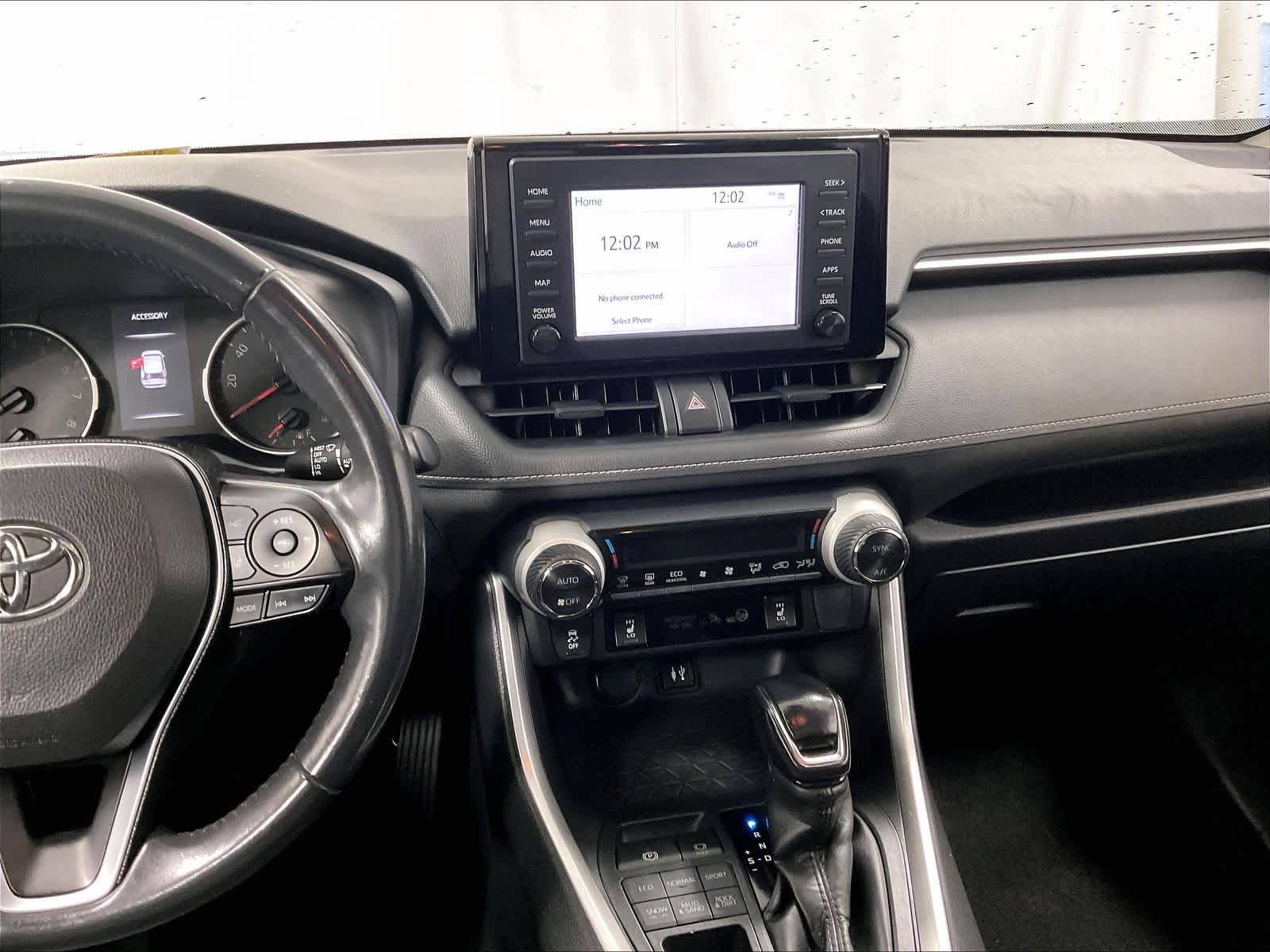 2019 Toyota RAV4 XLE - Photo 18