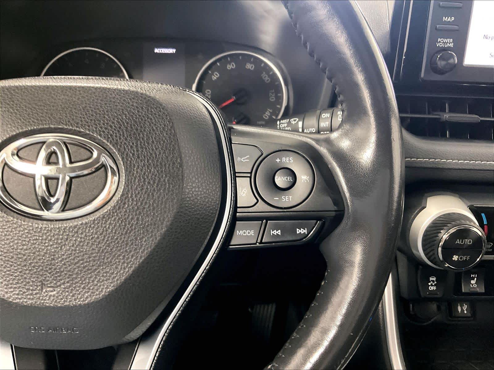 2019 Toyota RAV4 XLE - Photo 24