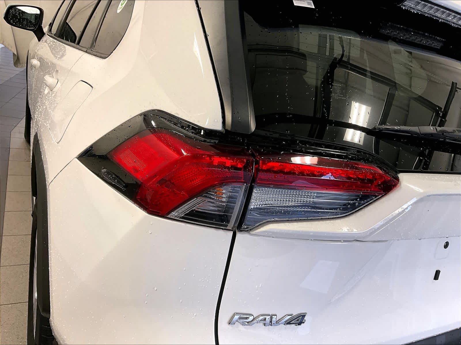 2019 Toyota RAV4 XLE - Photo 34