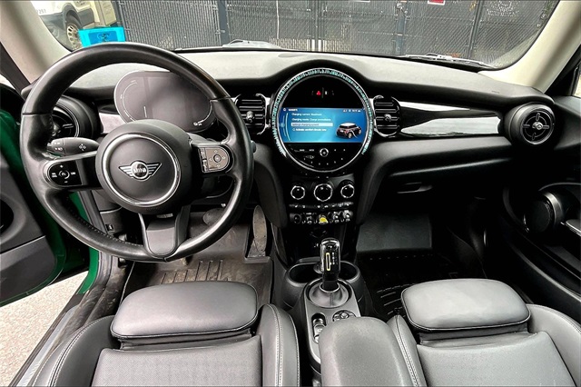 2022 MINI Cooper SE Electric Signature - Photo 16