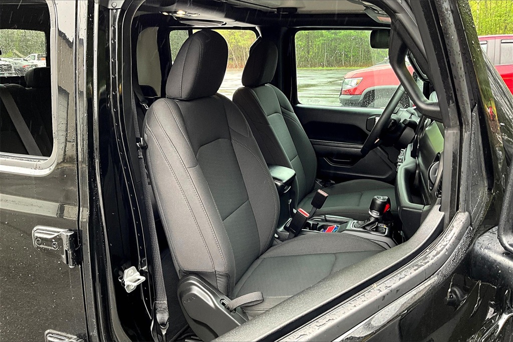 2023 Jeep Gladiator Sport - Photo 11