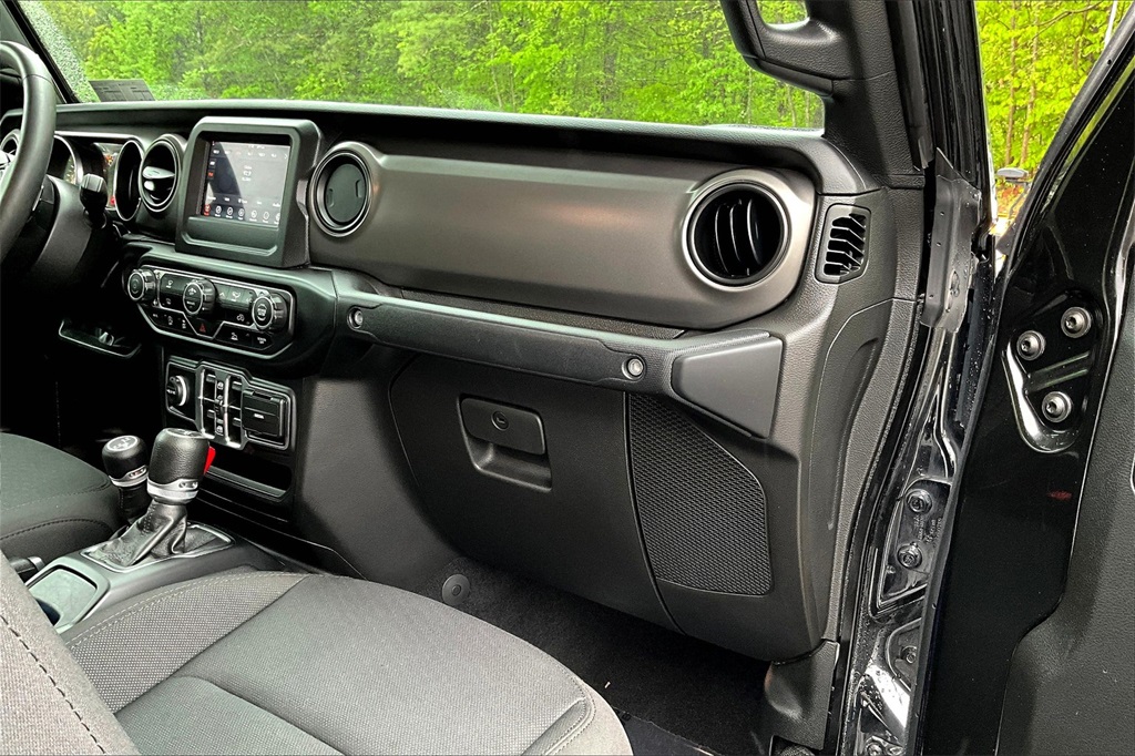 2023 Jeep Gladiator Sport - Photo 13