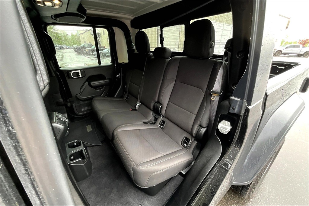 2023 Jeep Gladiator Sport - Photo 15