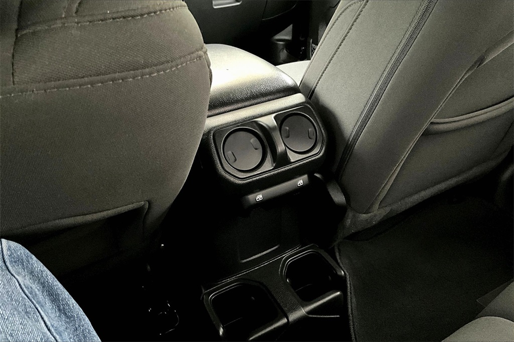 2023 Jeep Gladiator Sport - Photo 26