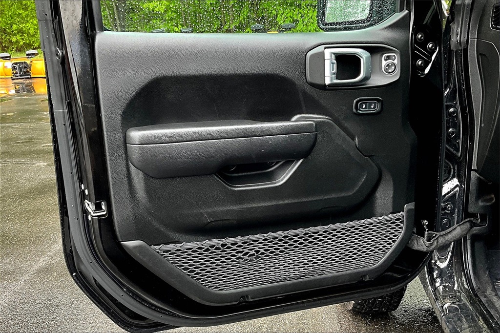 2023 Jeep Gladiator Sport - Photo 9