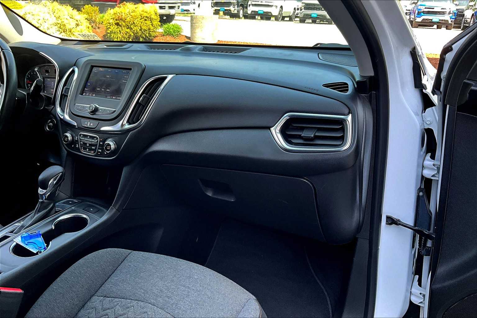 2022 Chevrolet Equinox LT - Photo 13
