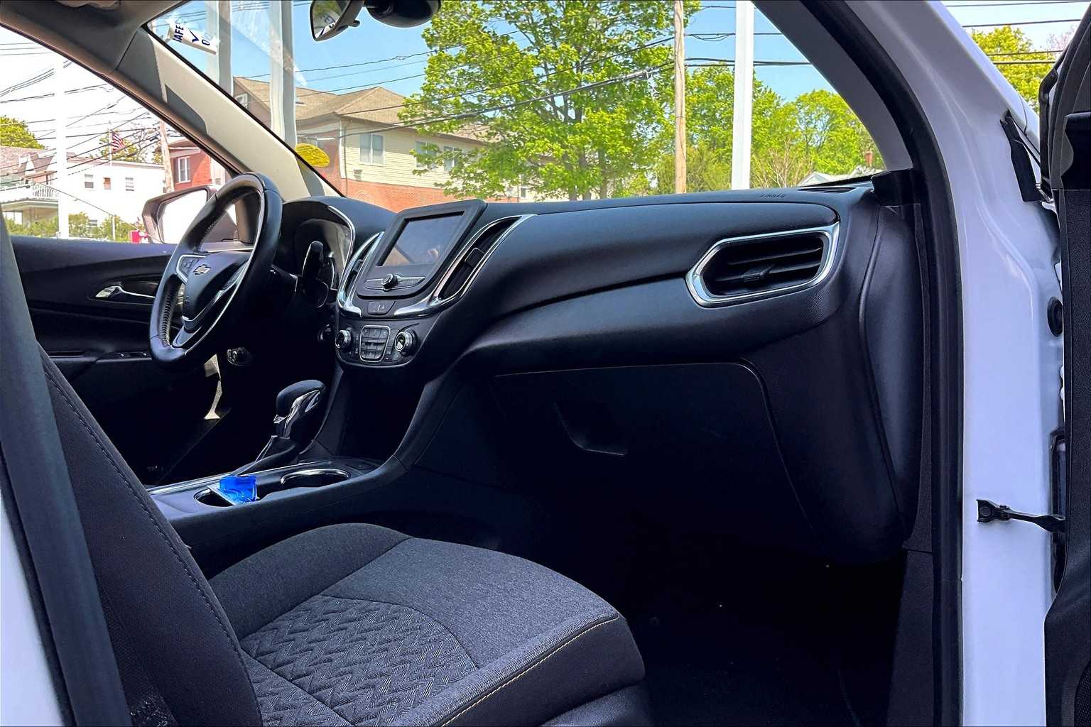 2022 Chevrolet Equinox LT - Photo 14