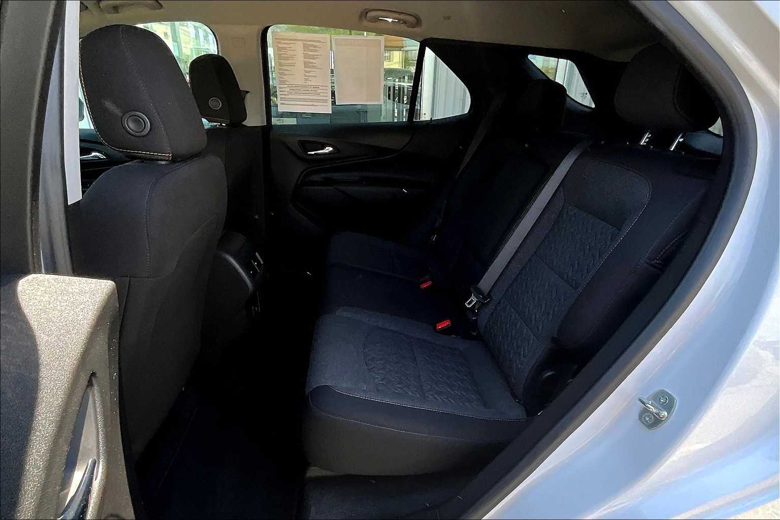 2022 Chevrolet Equinox LT - Photo 15