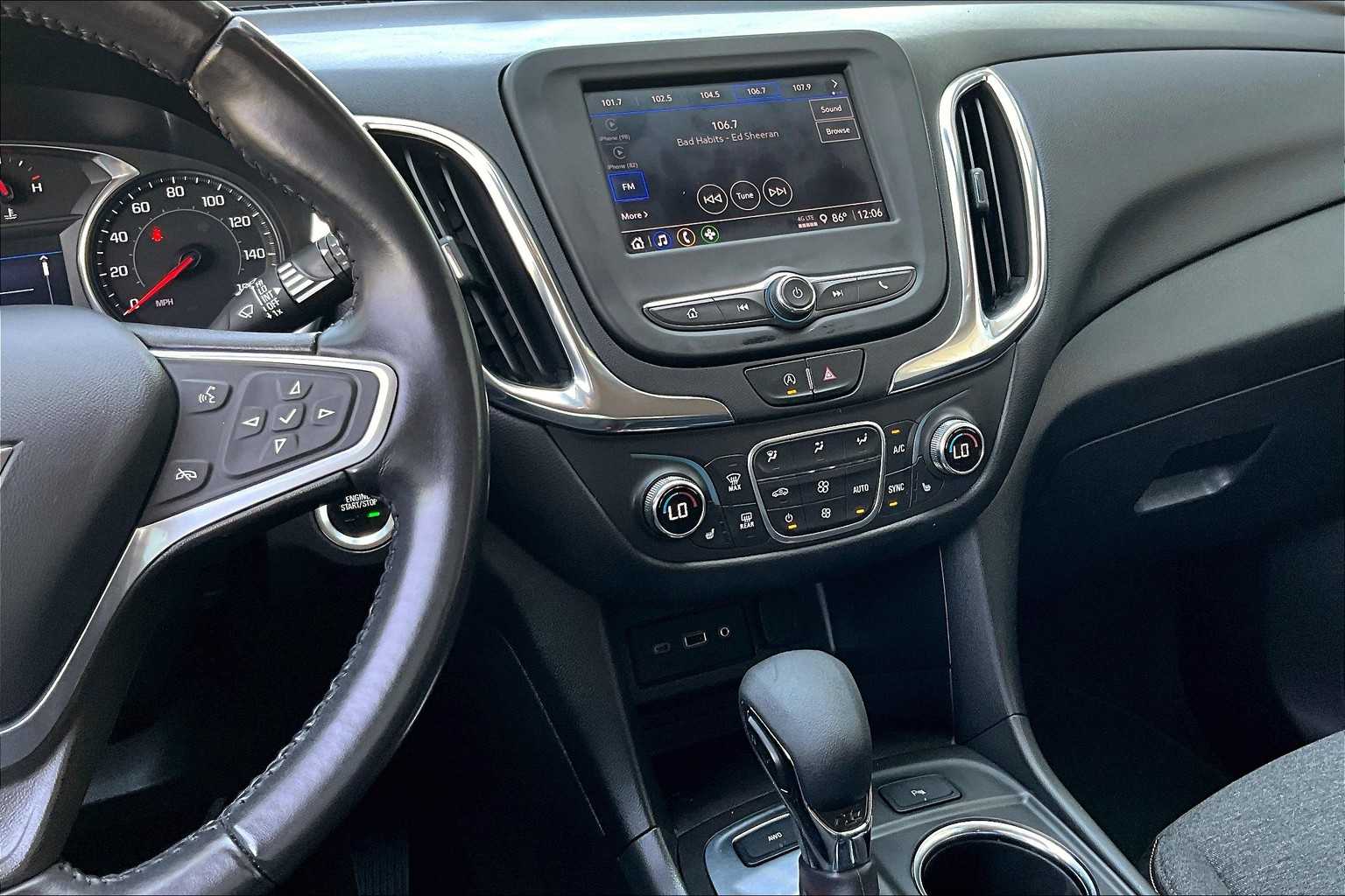 2022 Chevrolet Equinox LT - Photo 18