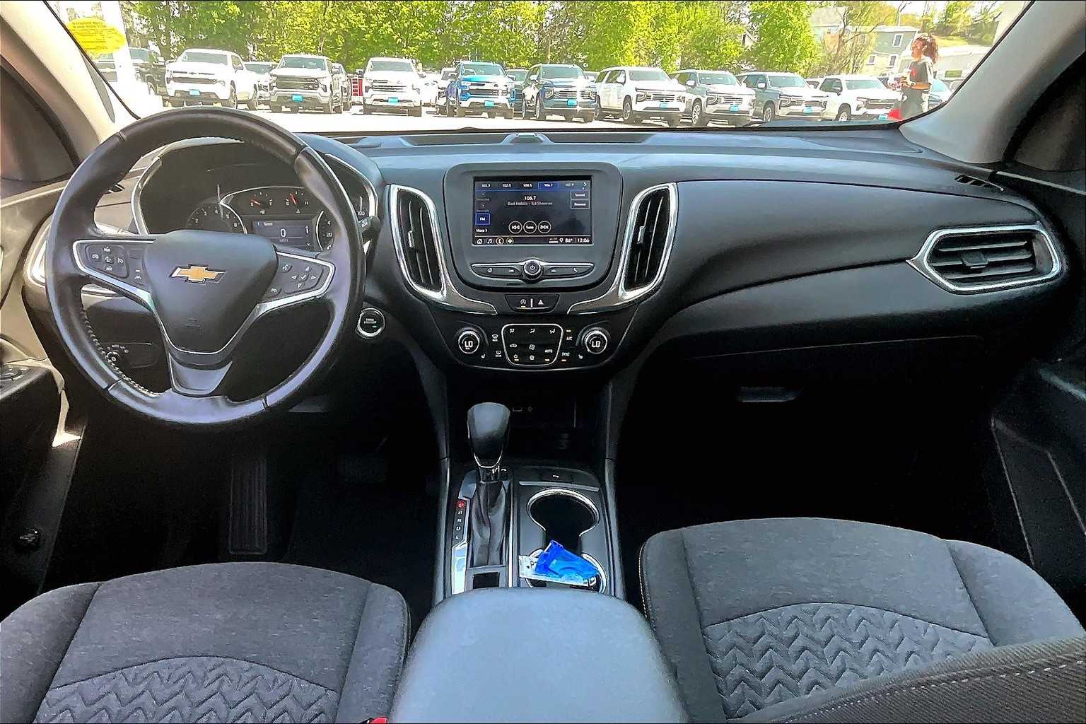2022 Chevrolet Equinox LT - Photo 21