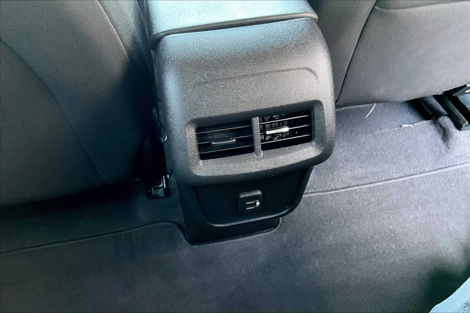 2022 Chevrolet Equinox LT - Photo 26