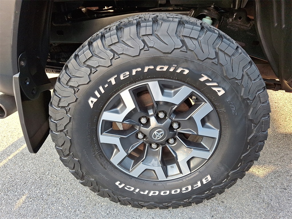 2016 Toyota Tacoma SR - Photo 6