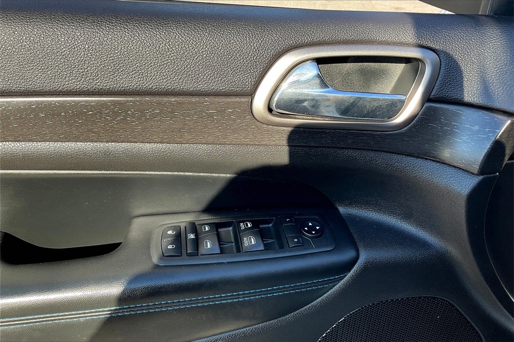 2018 Jeep Grand Cherokee Upland Edition - Photo 35