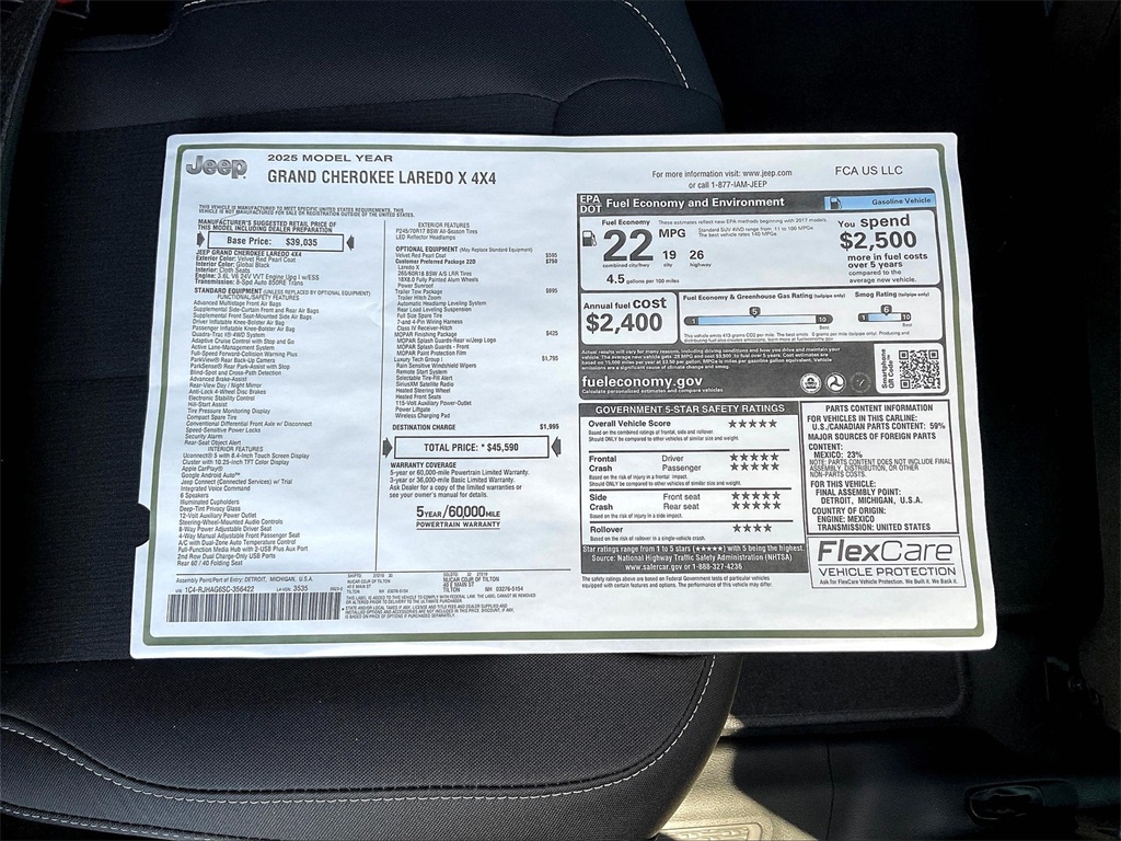 2025 Jeep Grand Cherokee Laredo - Photo 17