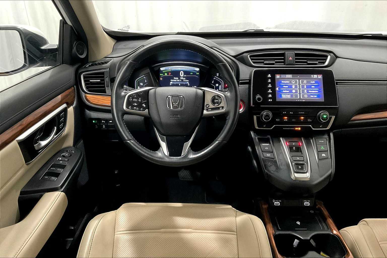 2022 Honda CR-V Hybrid Touring - Photo 17