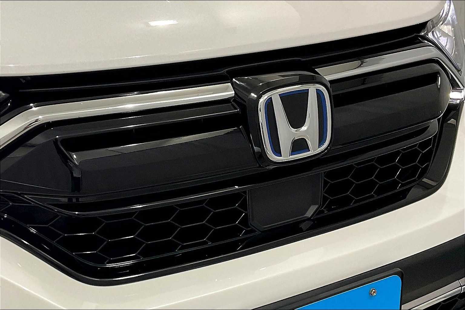 2022 Honda CR-V Hybrid Touring - Photo 32